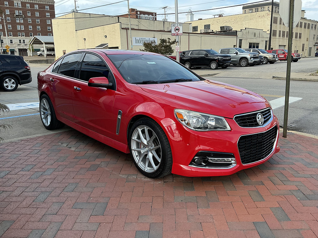 Used 2014 Chevrolet SS RWD image 7