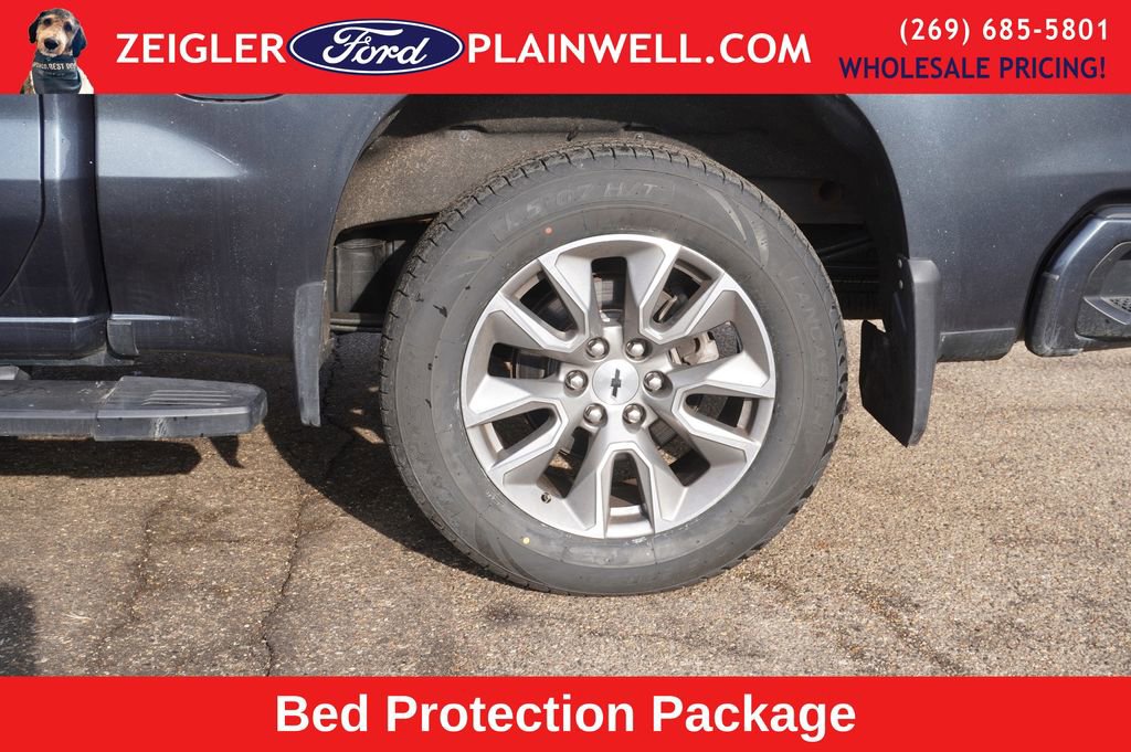 Used 2021 Chevrolet Silverado 1500 RST w/ Convenience Package II image 9