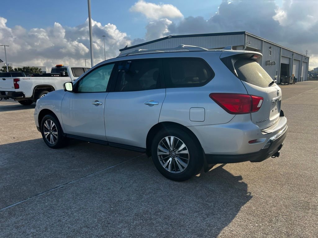 Used 2020 Nissan Pathfinder SL image 8