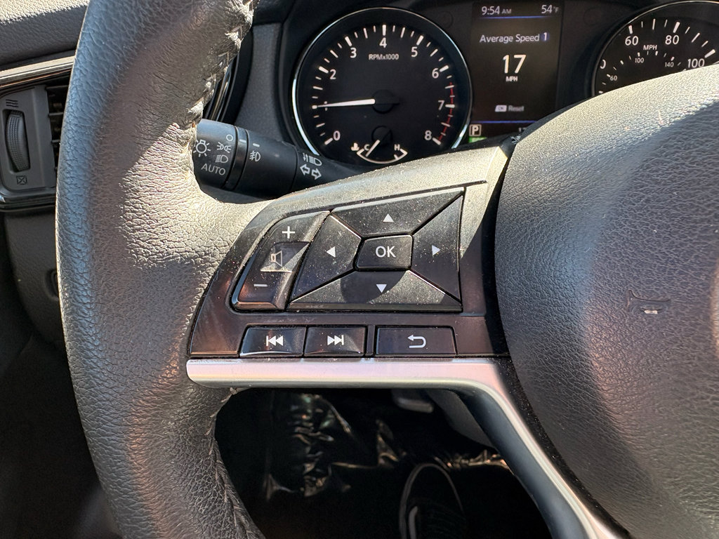 Used 2020 Nissan Rogue SL image 19