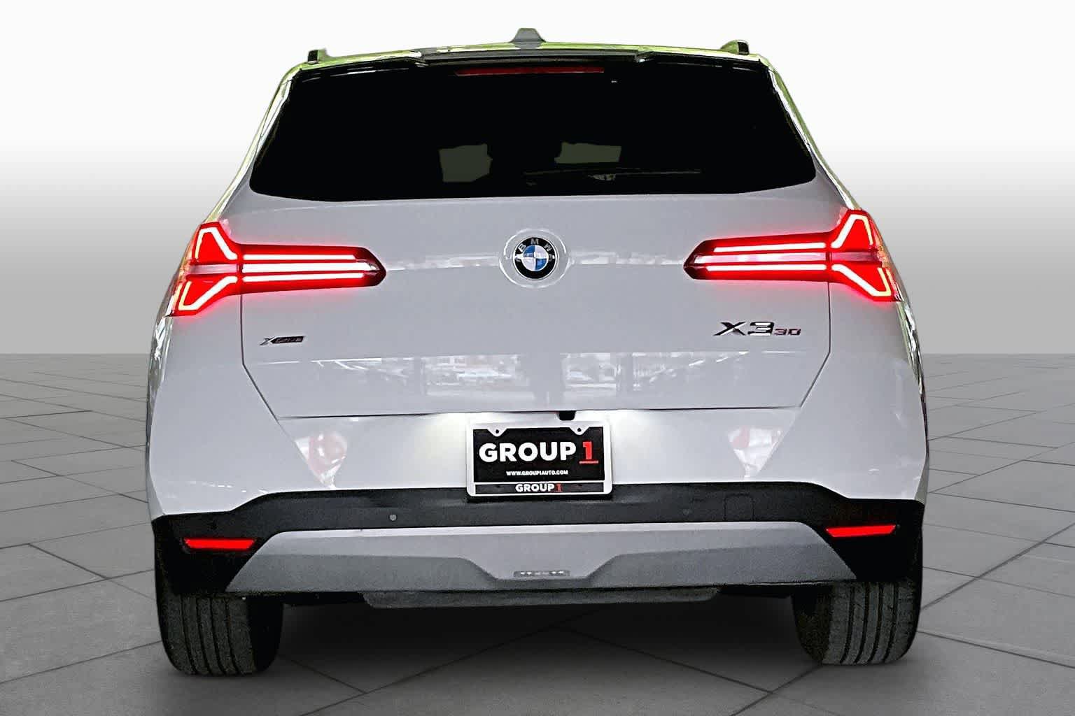 Used 2025 BMW X3 xDrive30 w/ Premium Package AWD/4WD image 4