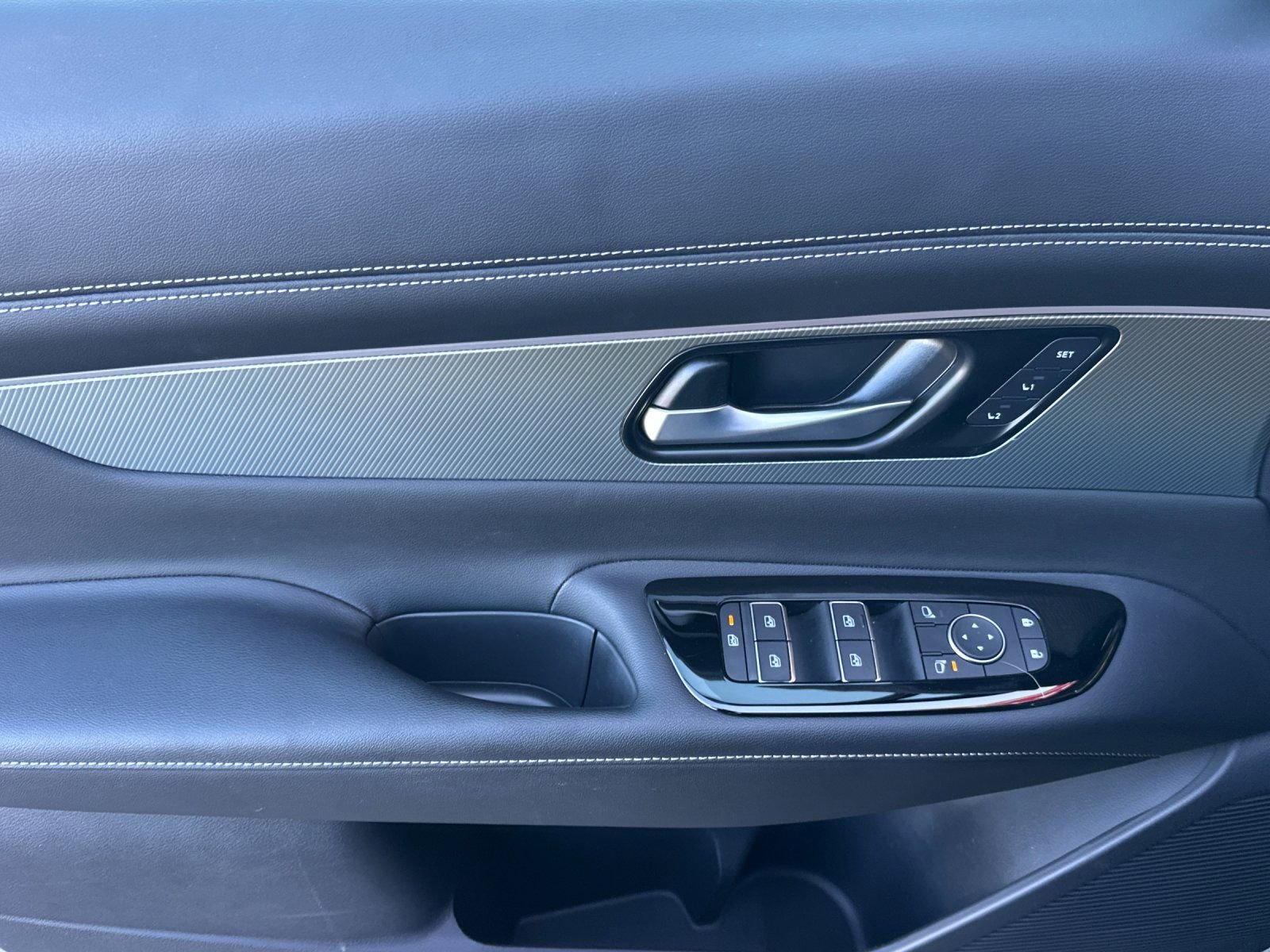 Used 2025 Nissan Murano SL AWD/4WD image 10