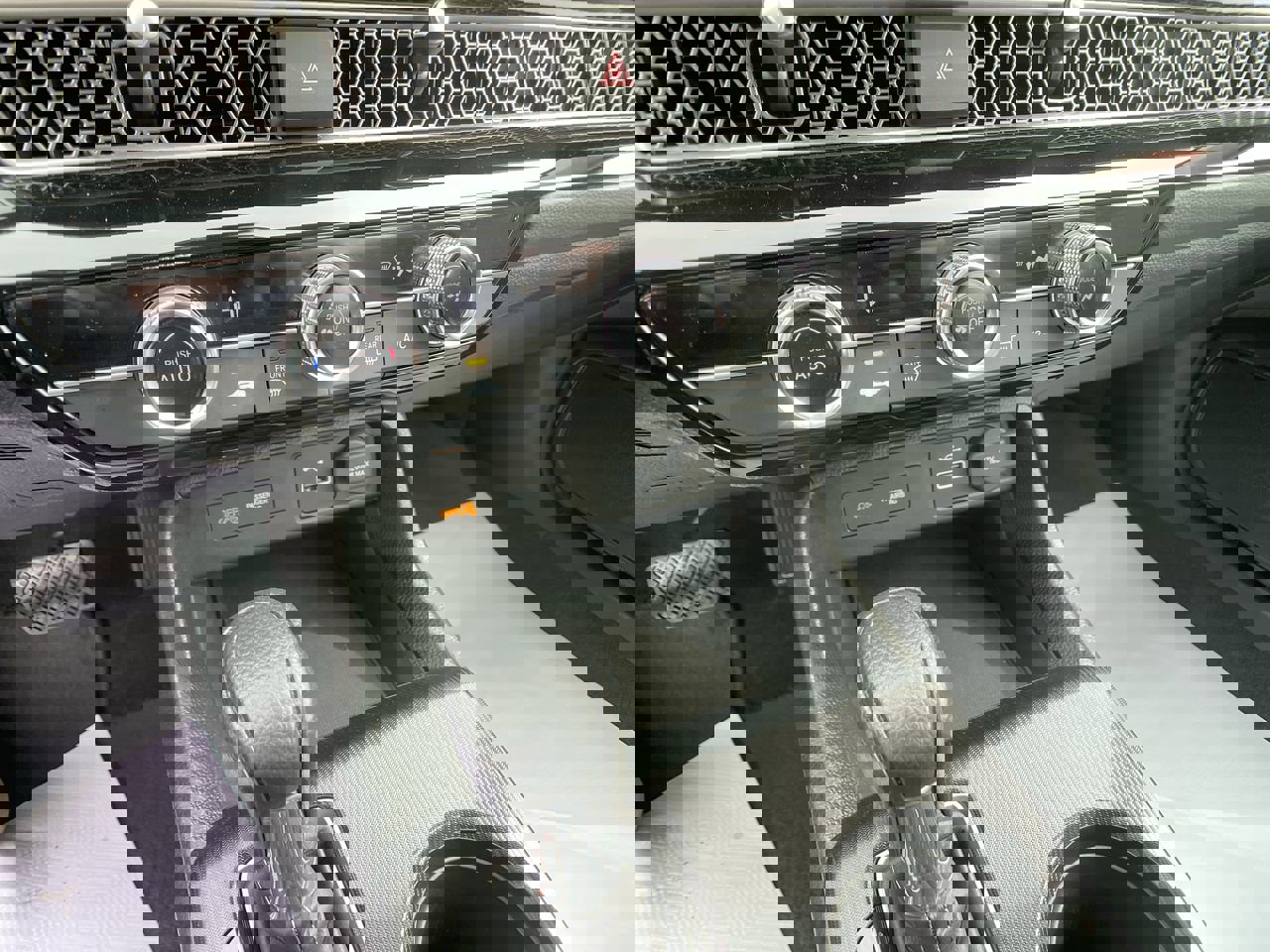 Used 2024 Honda Civic LX image 18