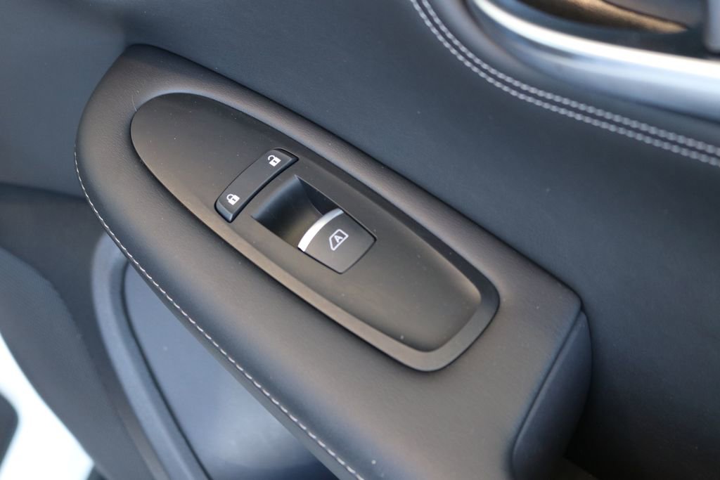 Certified 2024 INFINITI QX55 Luxe w/ Cargo Package image 37