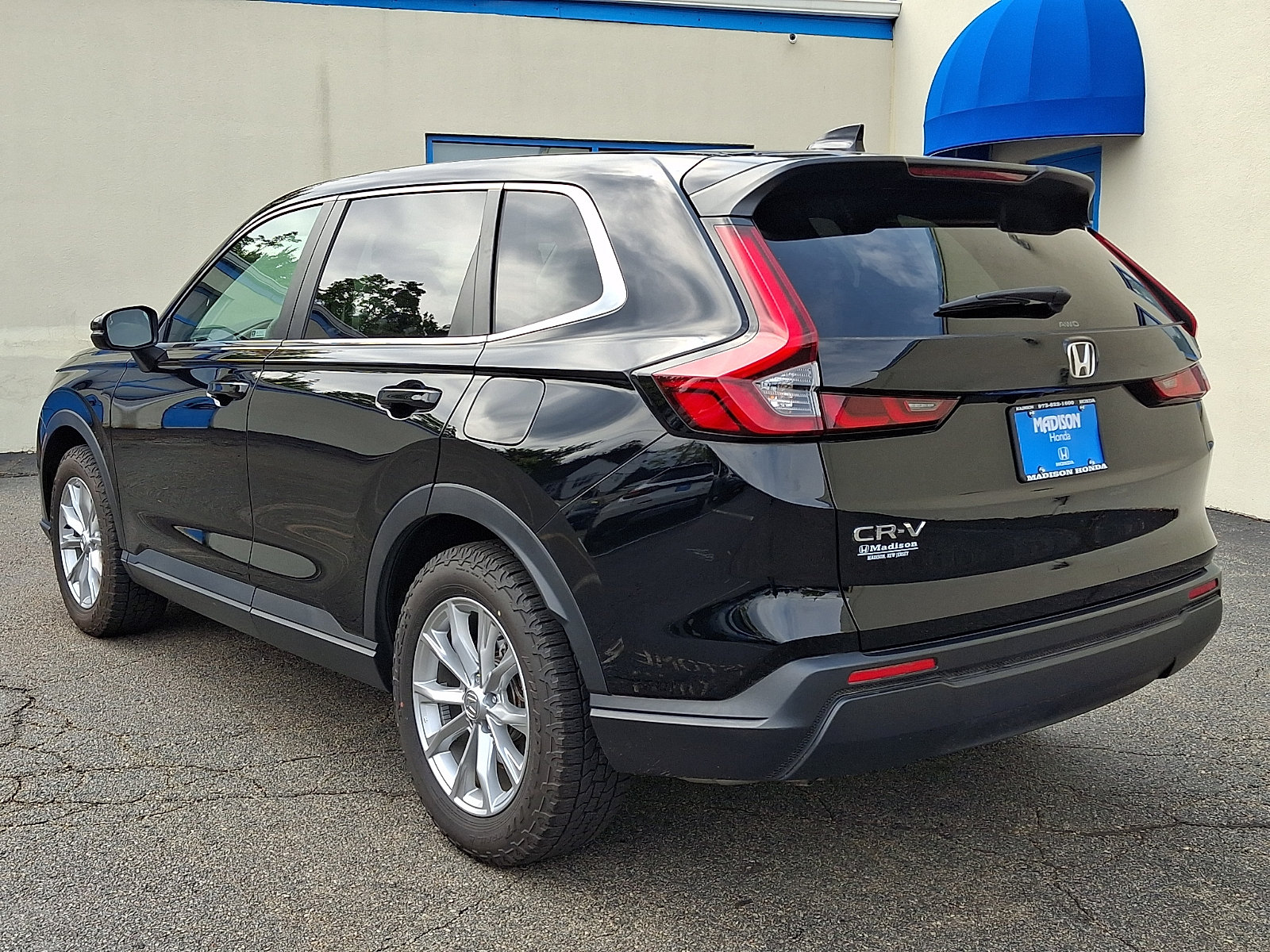 Used 2024 Honda CR-V EX image 6