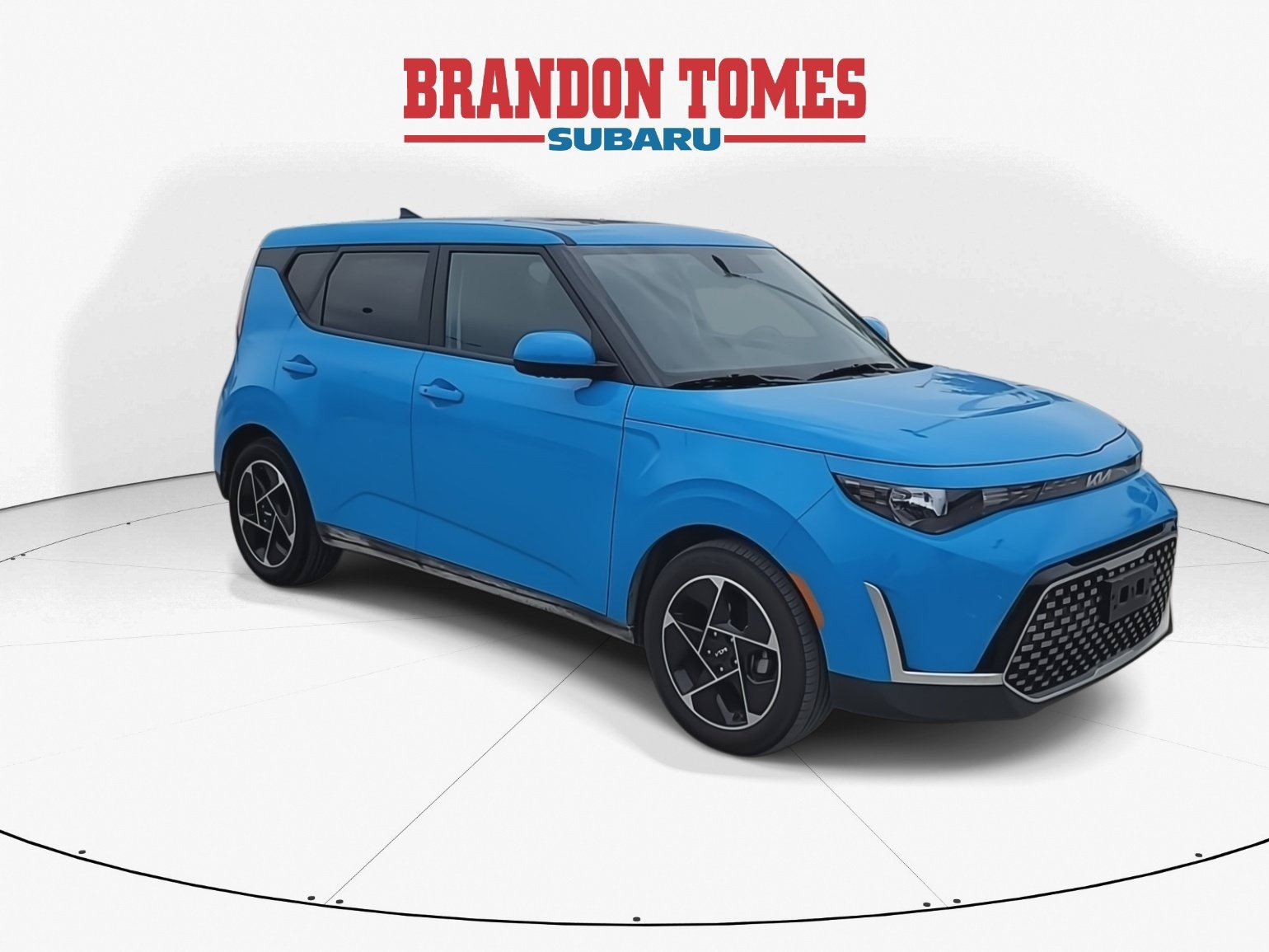 Used 2023 Kia Soul EX FWD image 2