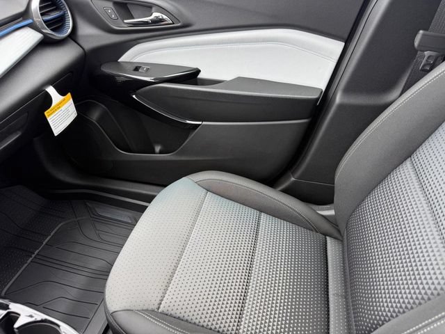 New 2026 Chevrolet Trax LT FWD image 14