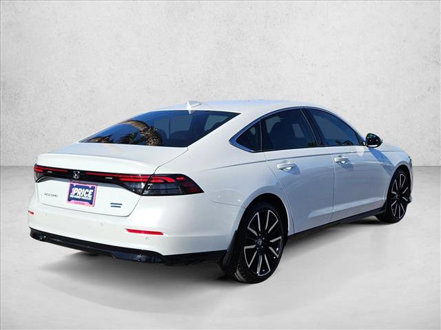 Used 2024 Honda Accord Touring image 6