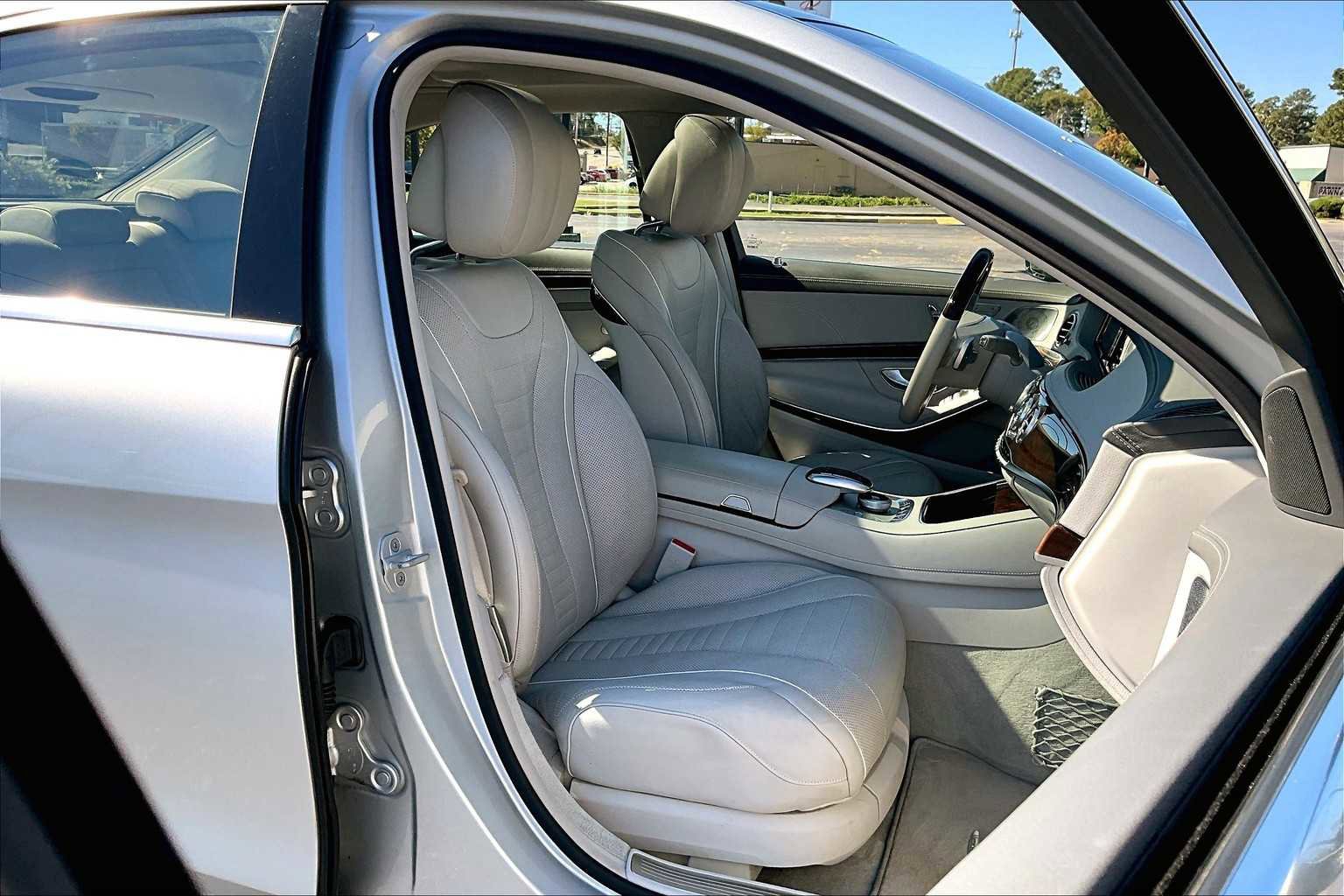 Used 2015 Mercedes-Benz S 550 Sedan image 9