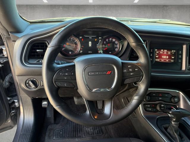 Used 2016 Dodge Challenger R/T w/ Blacktop Package RWD image 21
