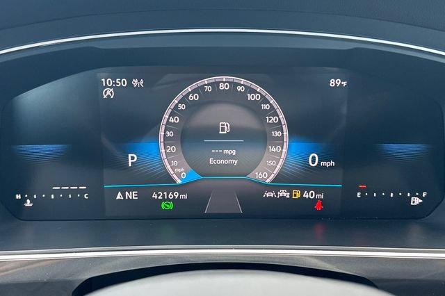 Used 2024 Volkswagen Tiguan Wolfsburg Edition AWD/4WD image 29