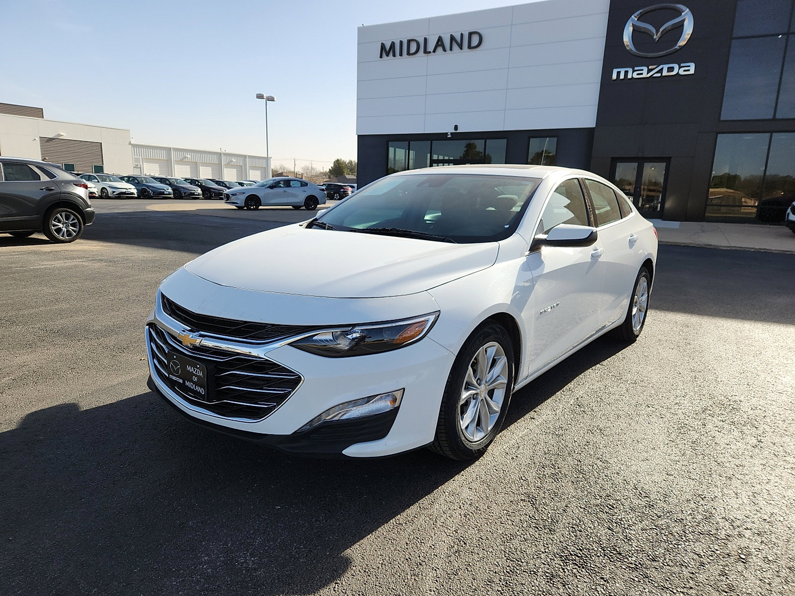 Used 2024 Chevrolet Malibu LT image 3