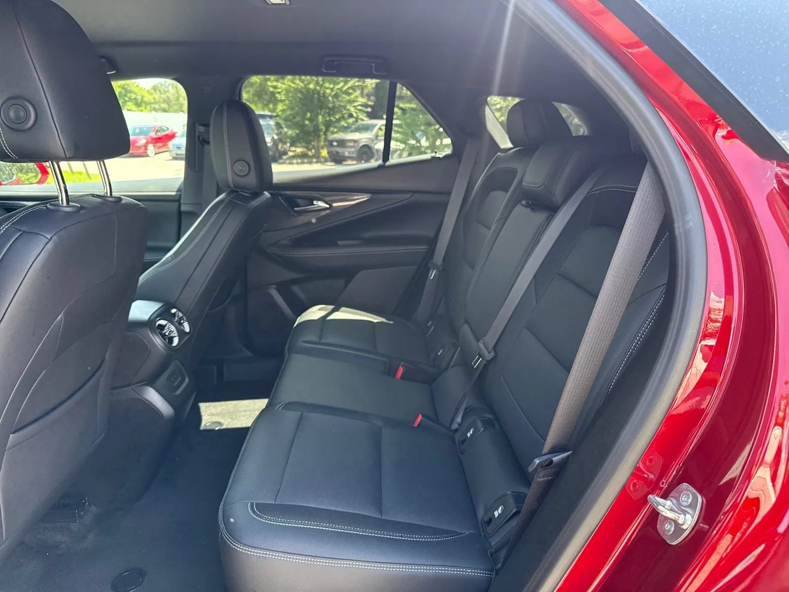 Used 2024 Chevrolet Blazer EV LT AWD/4WD image 13