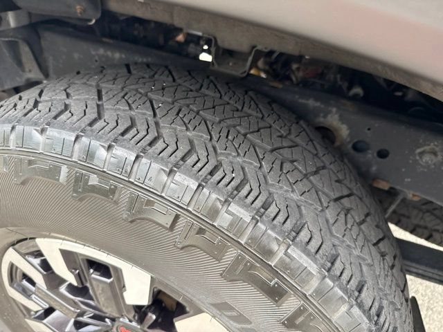 Used 2022 Nissan Frontier PRO-4X AWD/4WD image 10