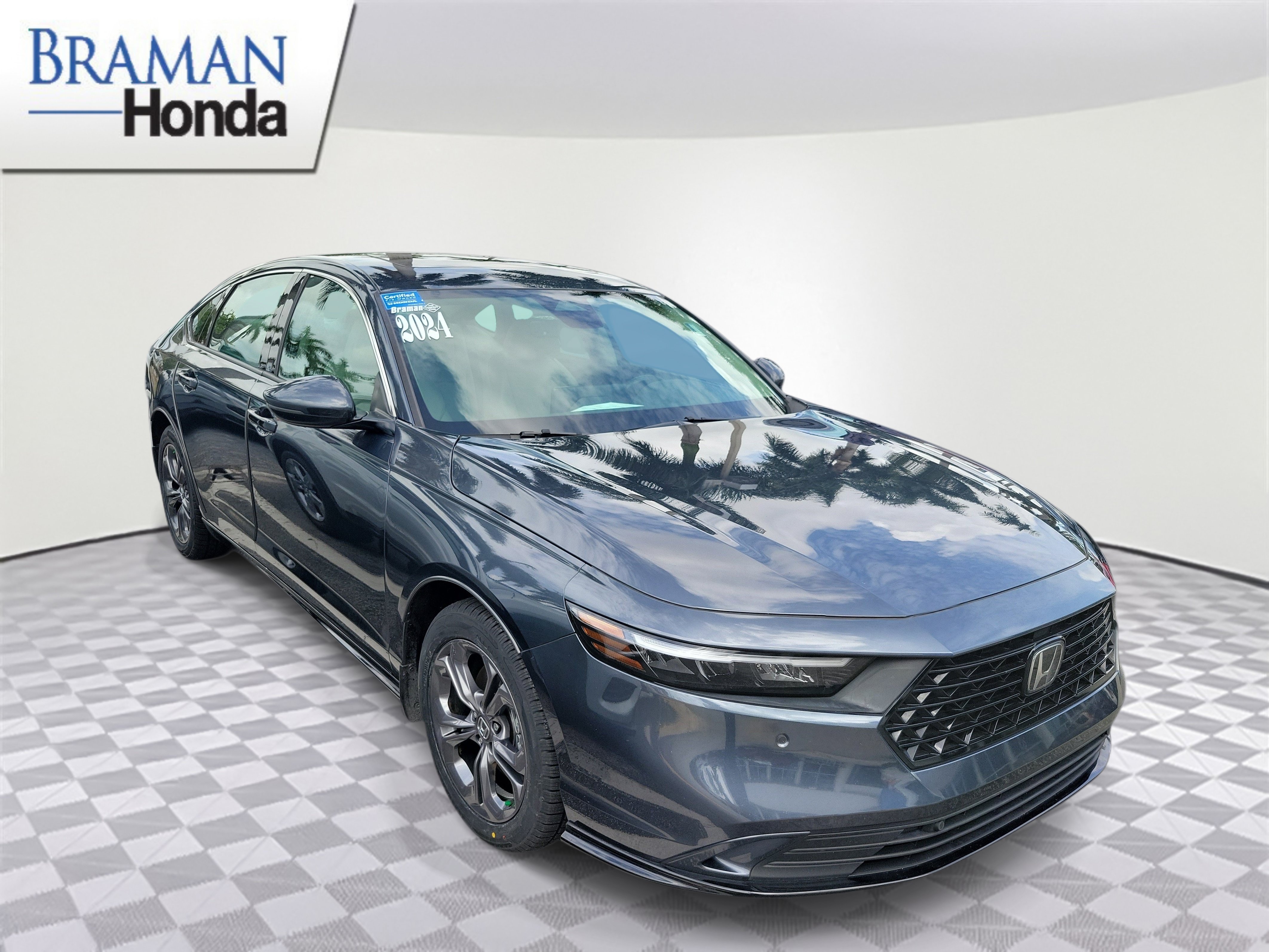 Used 2024 Honda Accord EX-L image 3