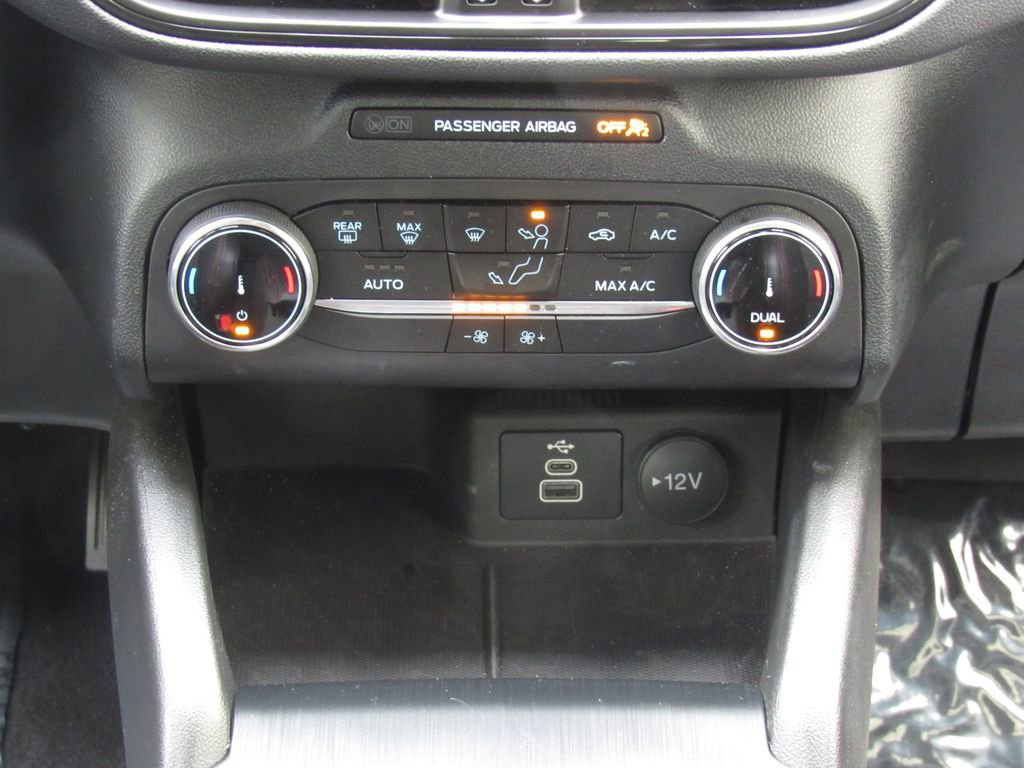 Used 2025 Ford Escape ST-Line AWD/4WD image 28