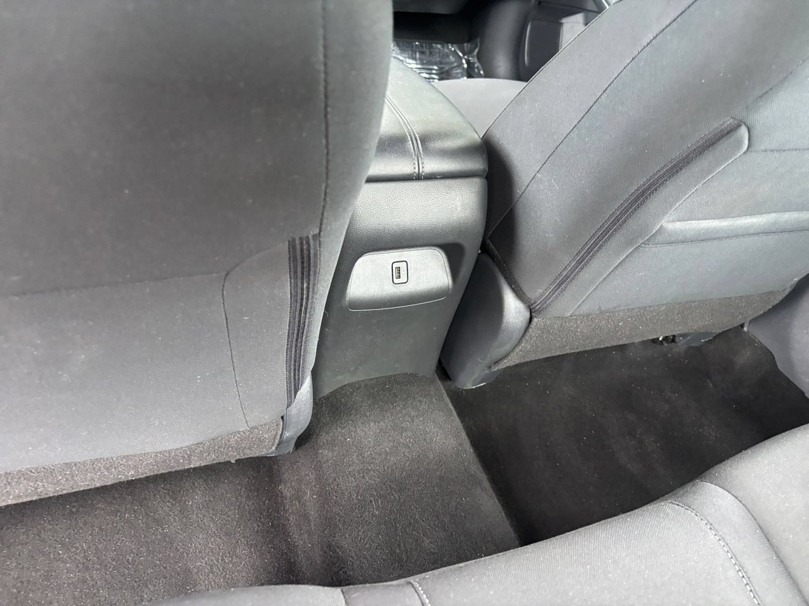 Used 2025 Nissan Sentra SV FWD image 23