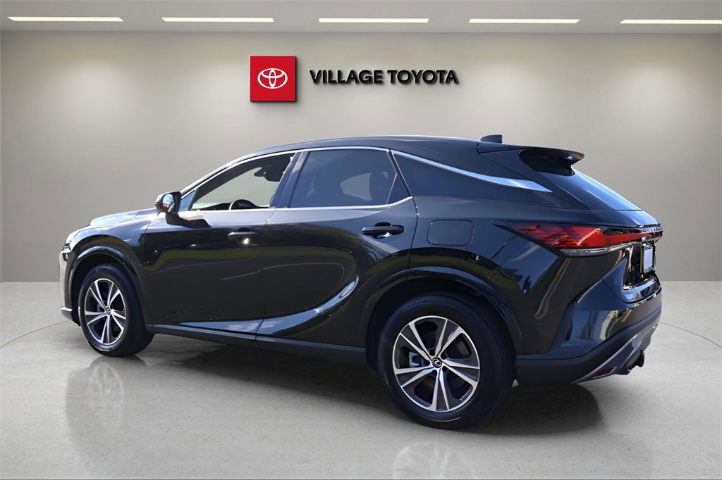 Used 2023 Lexus RX 350h image 3