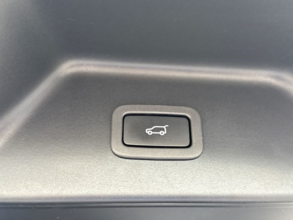 Used 2020 Land Rover Range Rover HSE AWD/4WD image 18