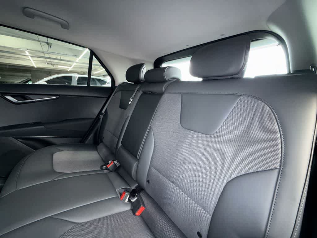 Used 2025 Kia Niro Wind FWD image 22