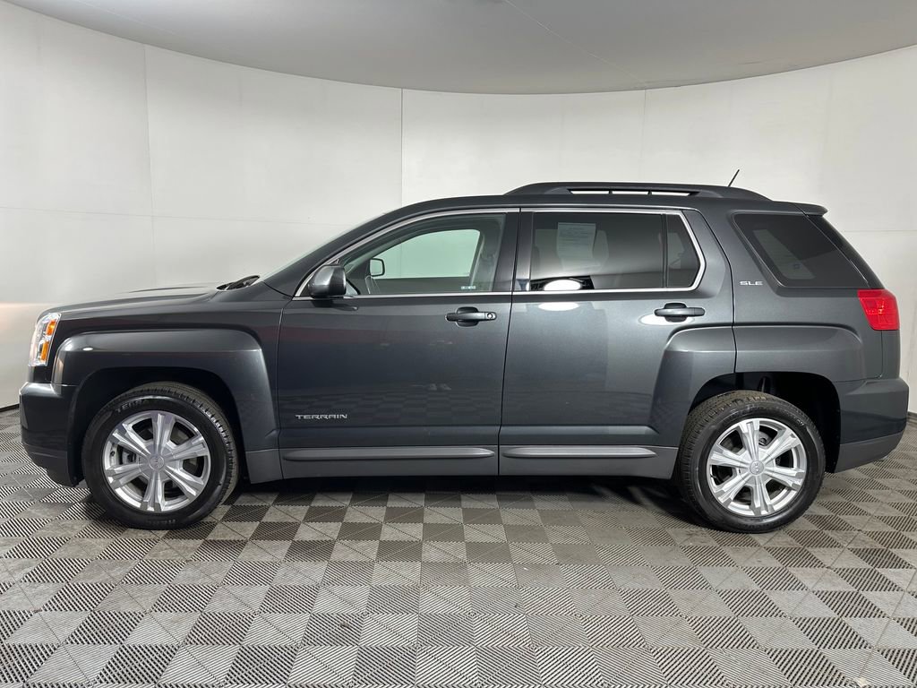 Used 2017 GMC Terrain SLE w/ Convenience Package image 2