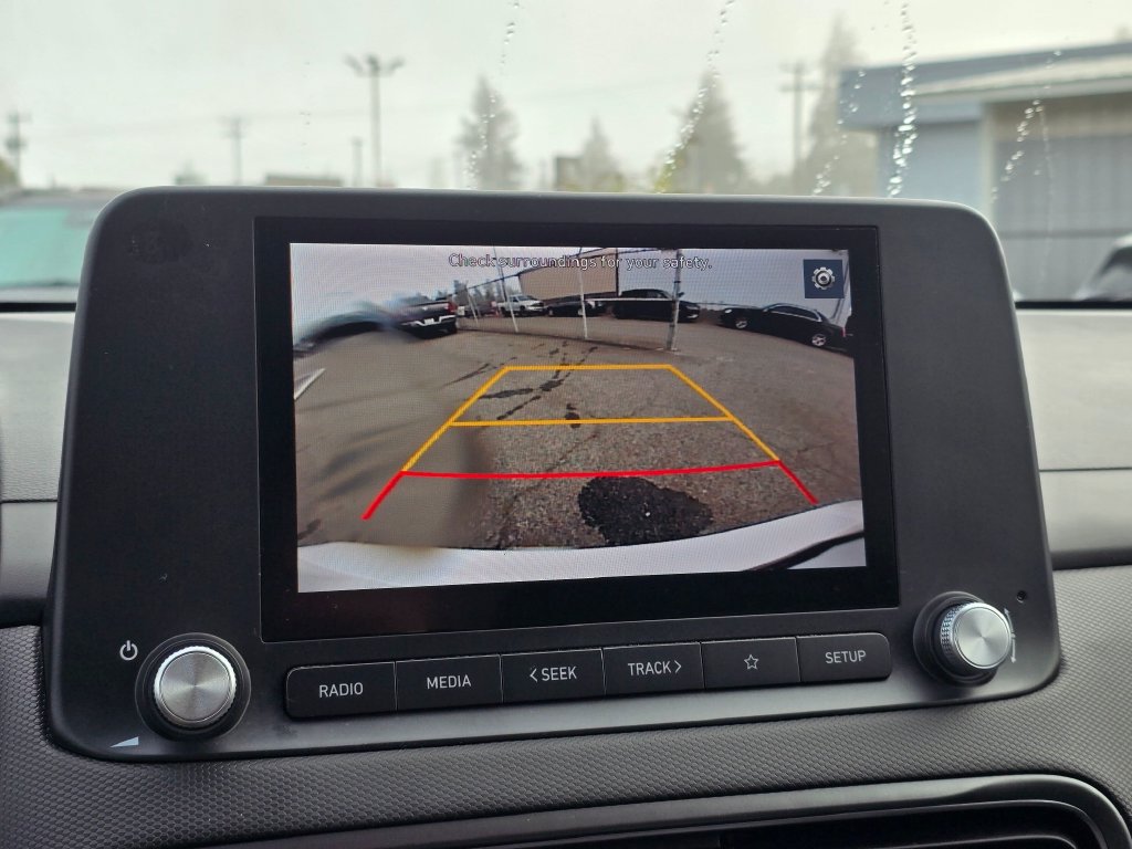 Used 2023 Hyundai Kona SE FWD image 22