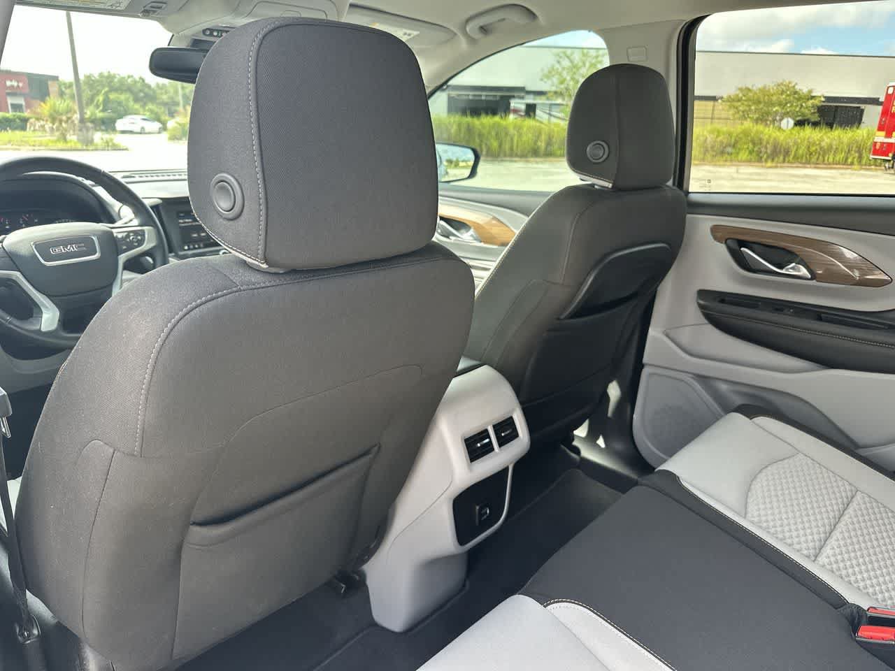 Used 2018 GMC Terrain SLE FWD image 18