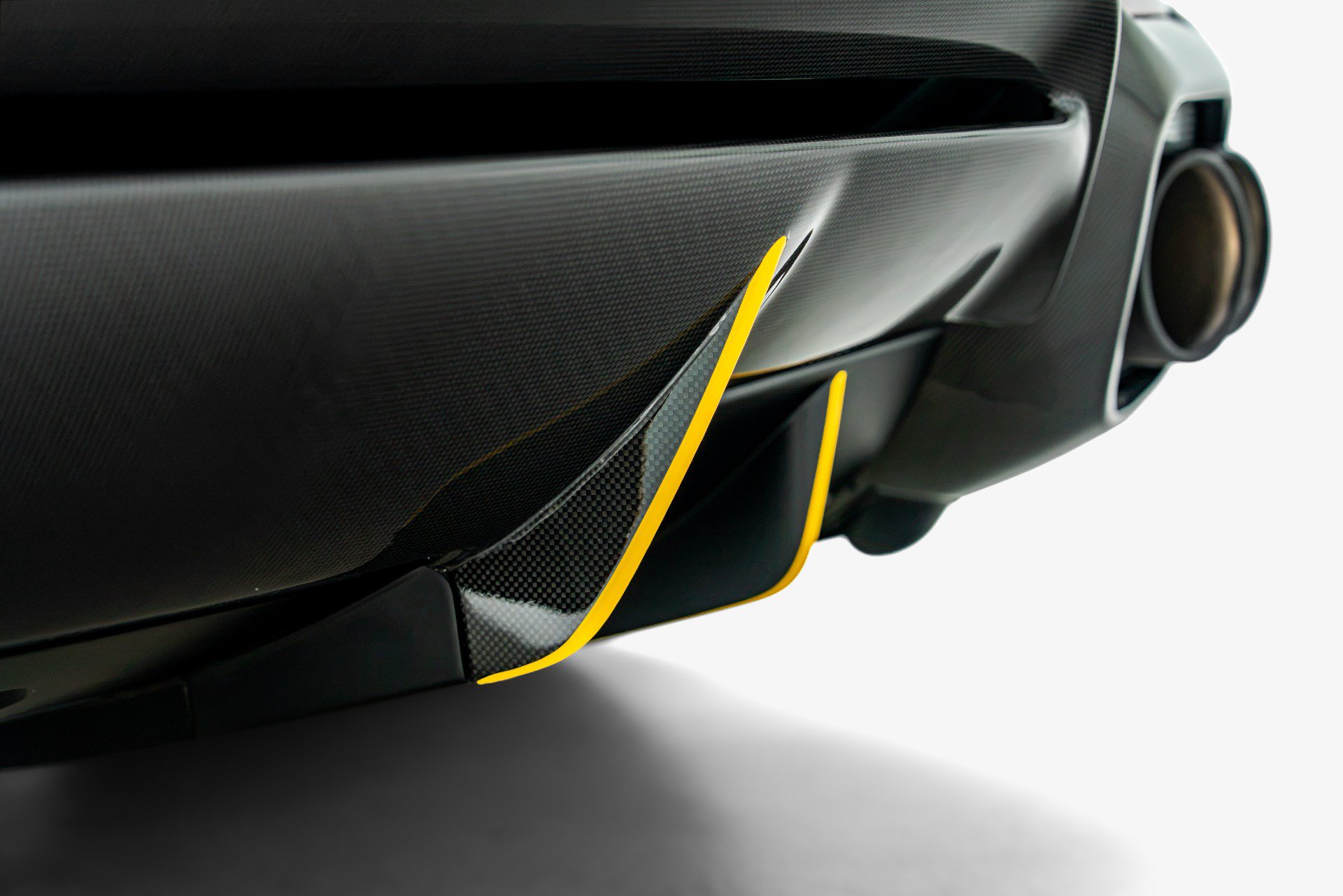Used 2023 Ferrari 812 GTS RWD image 34