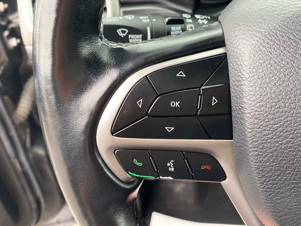 Used 2021 Jeep Grand Cherokee Laredo X AWD/4WD image 19