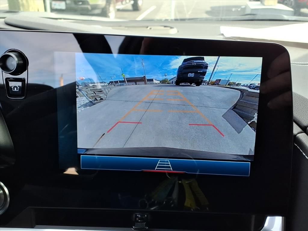 Used 2024 Chevrolet Corvette Stingray Coupe w/ 1LT image 19