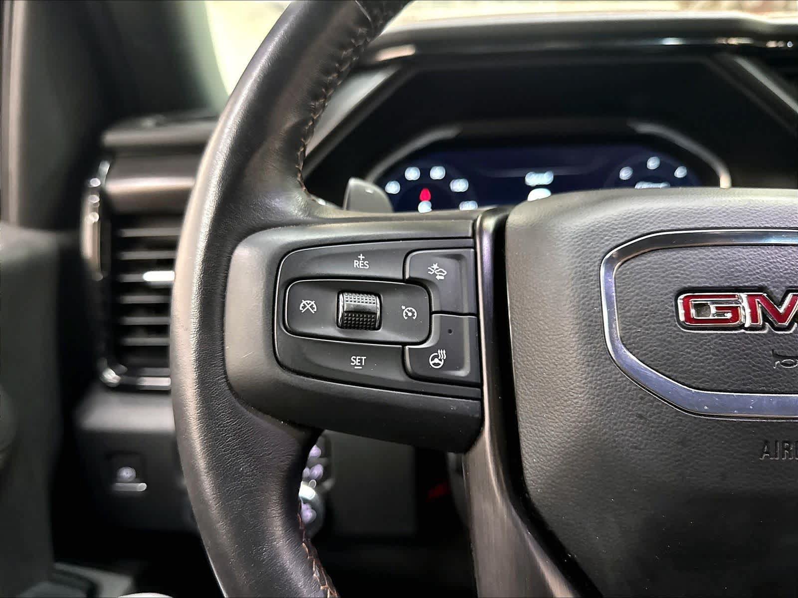 Used 2023 GMC Sierra 1500 AT4 w/ AT4 Premium Package AWD/4WD image 21
