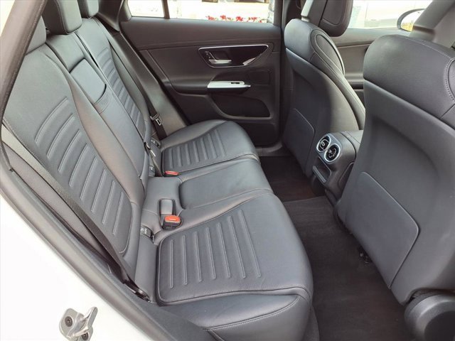 Used 2025 Mercedes-Benz GLC 43 AMG 4MATIC image 20