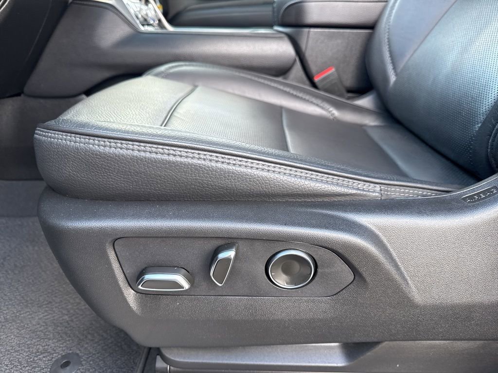 Used 2024 GMC Yukon XL Denali image 20