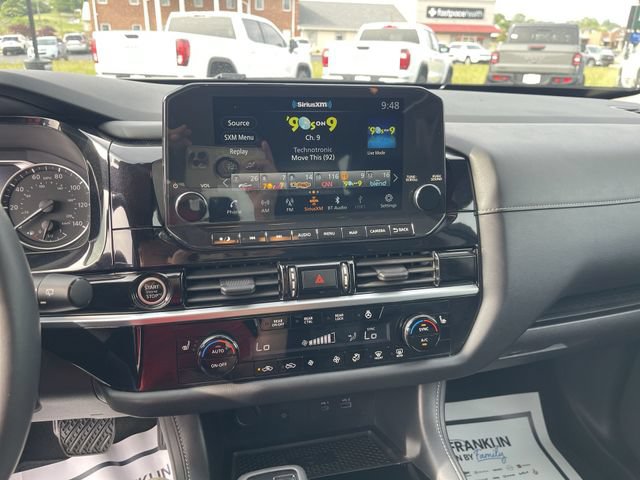 Certified 2023 Nissan Pathfinder SL AWD/4WD image 16