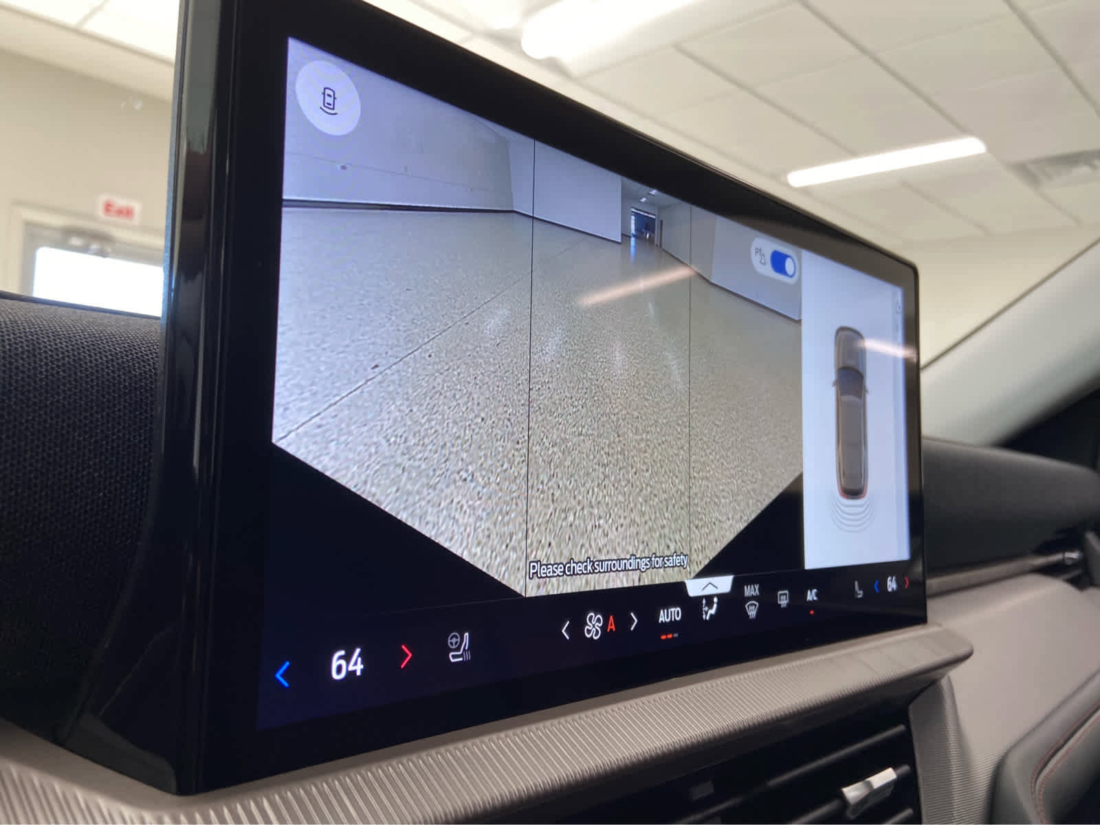 New 2026 Ford Explorer Active w/ Active Comfort Package image 36