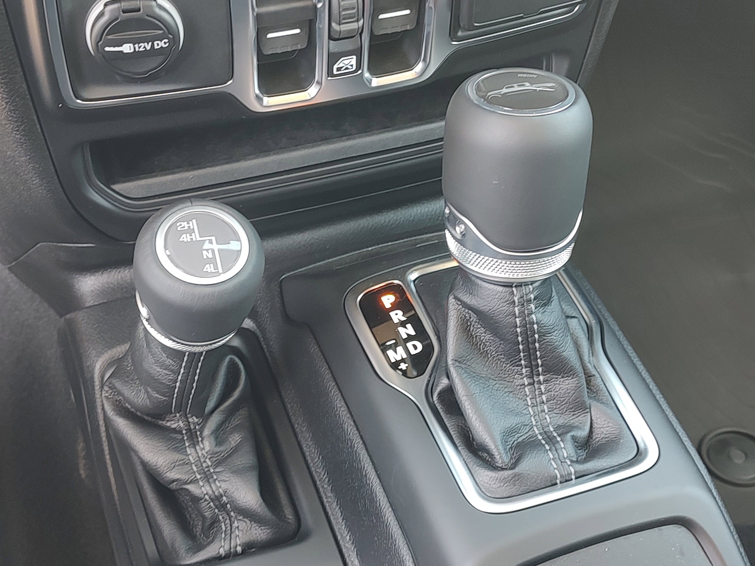 New 2026 Jeep Gladiator Mojave AWD/4WD image 18