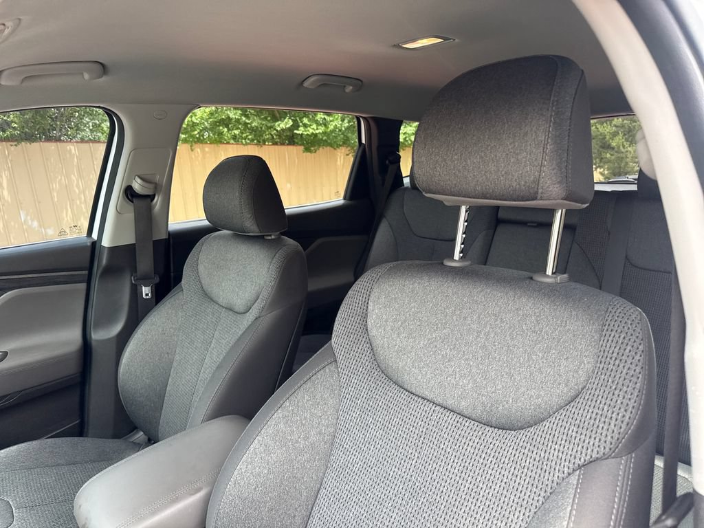 Used 2020 Hyundai Santa Fe SEL AWD/4WD image 13