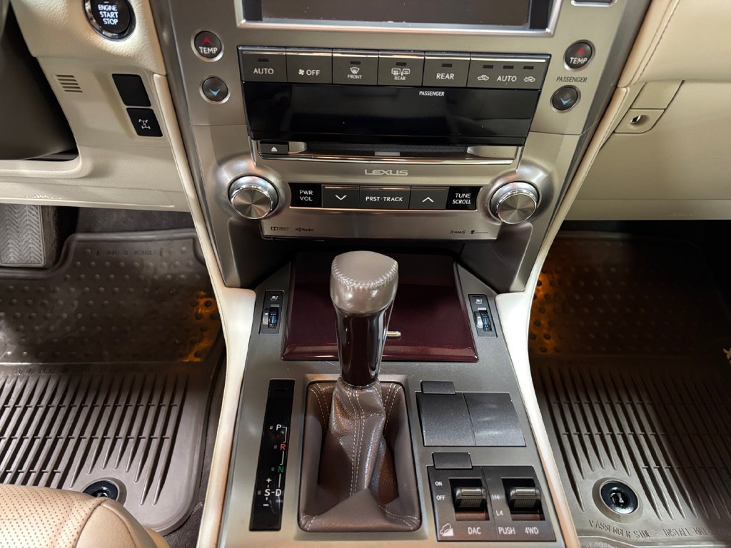 Used 2019 Lexus GX 460 Premium w/ Premium Package AWD/4WD image 12