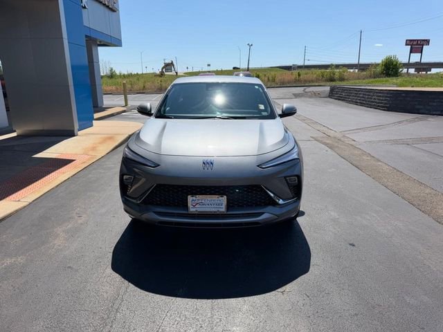 Used 2025 Buick Envista Avenir image 3