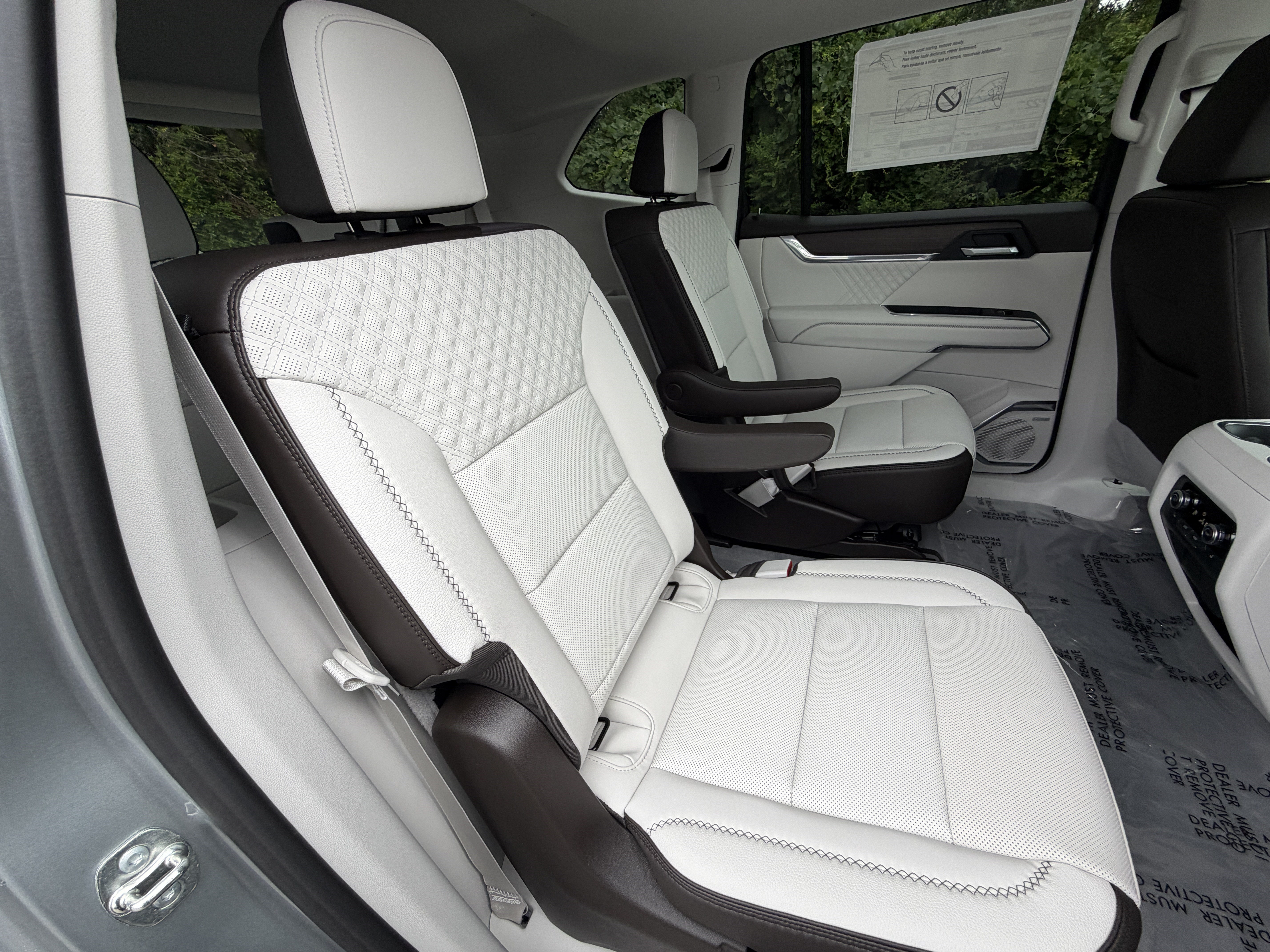 New 2026 GMC Acadia Denali w/ Super Cruise Package FWD image 19