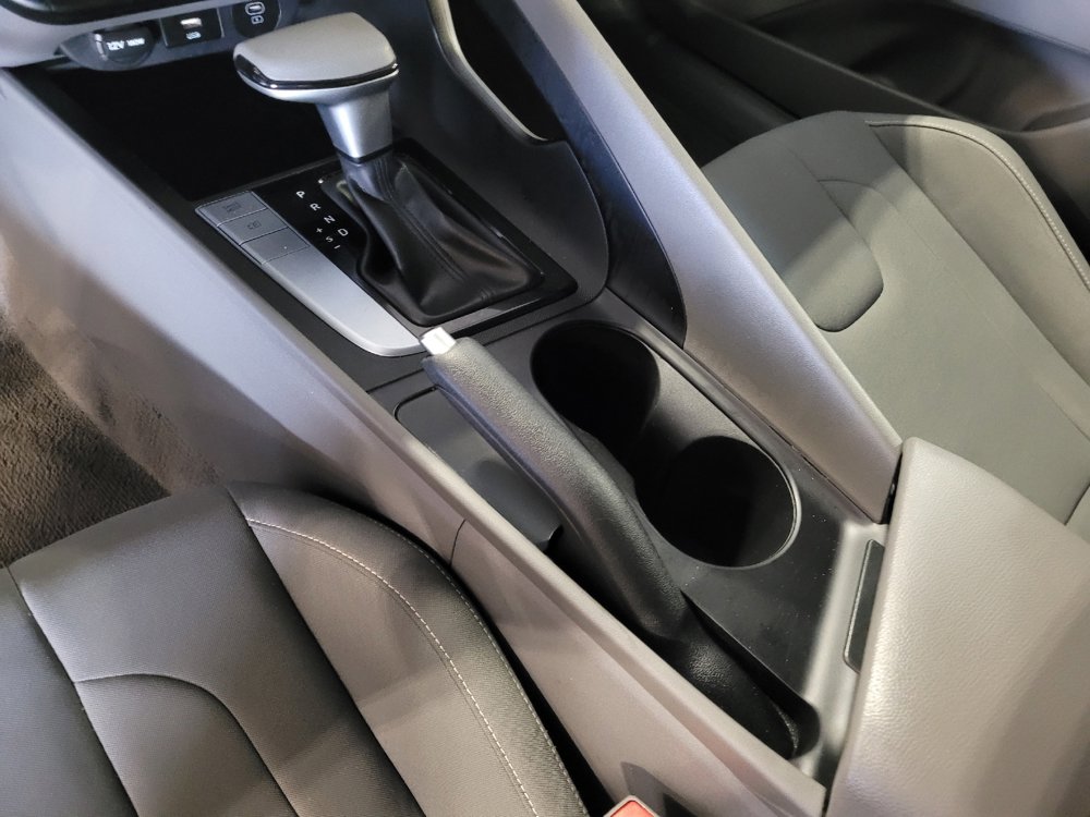 Used 2024 Hyundai Elantra SEL image 26