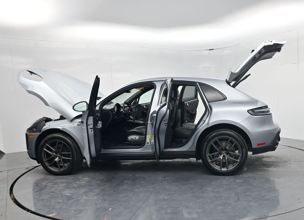 Used 2024 Porsche Macan Turbo image 80