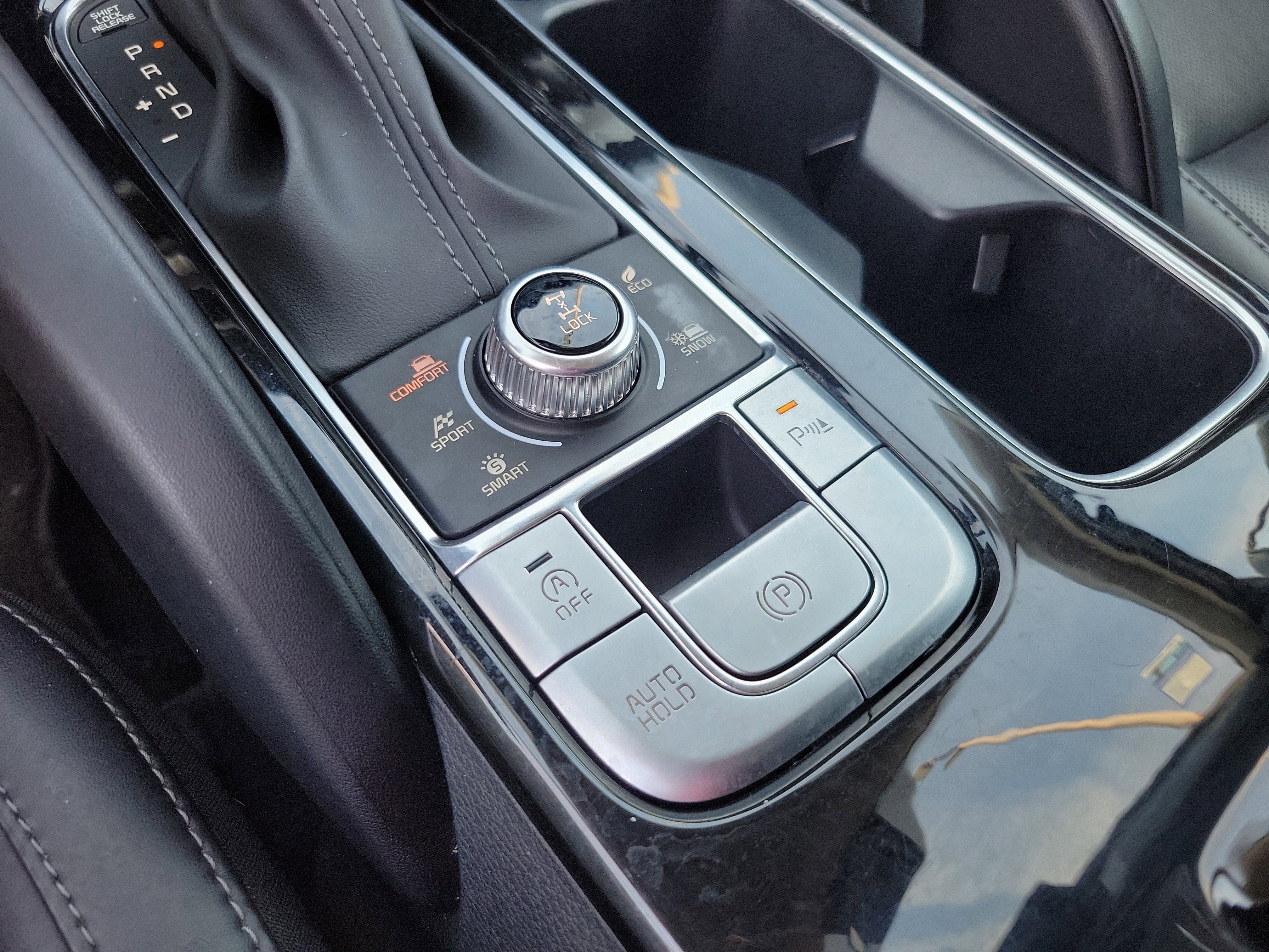 Used 2025 Kia Telluride S image 14