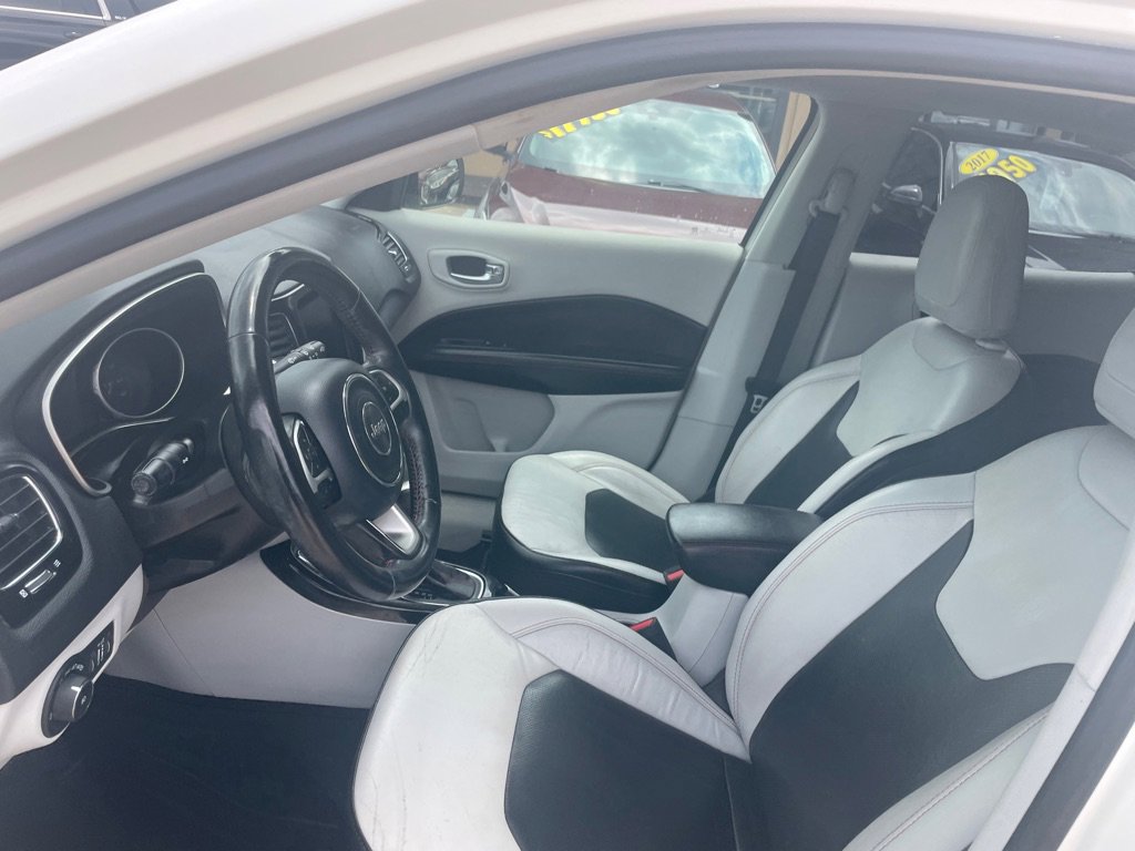 Used 2020 Jeep Compass Limited image 14