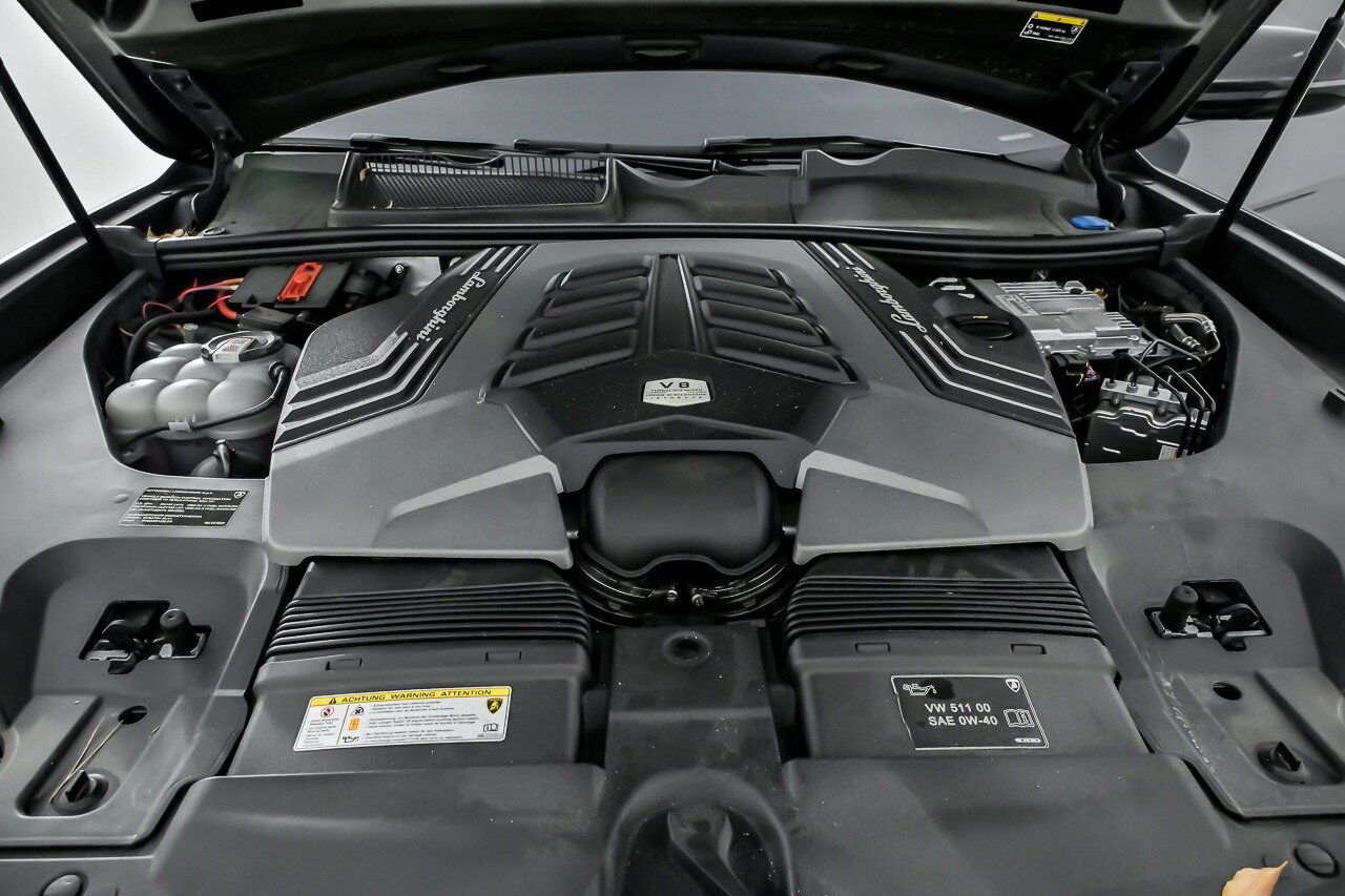 Used 2024 Lamborghini Urus Performante AWD/4WD image 14