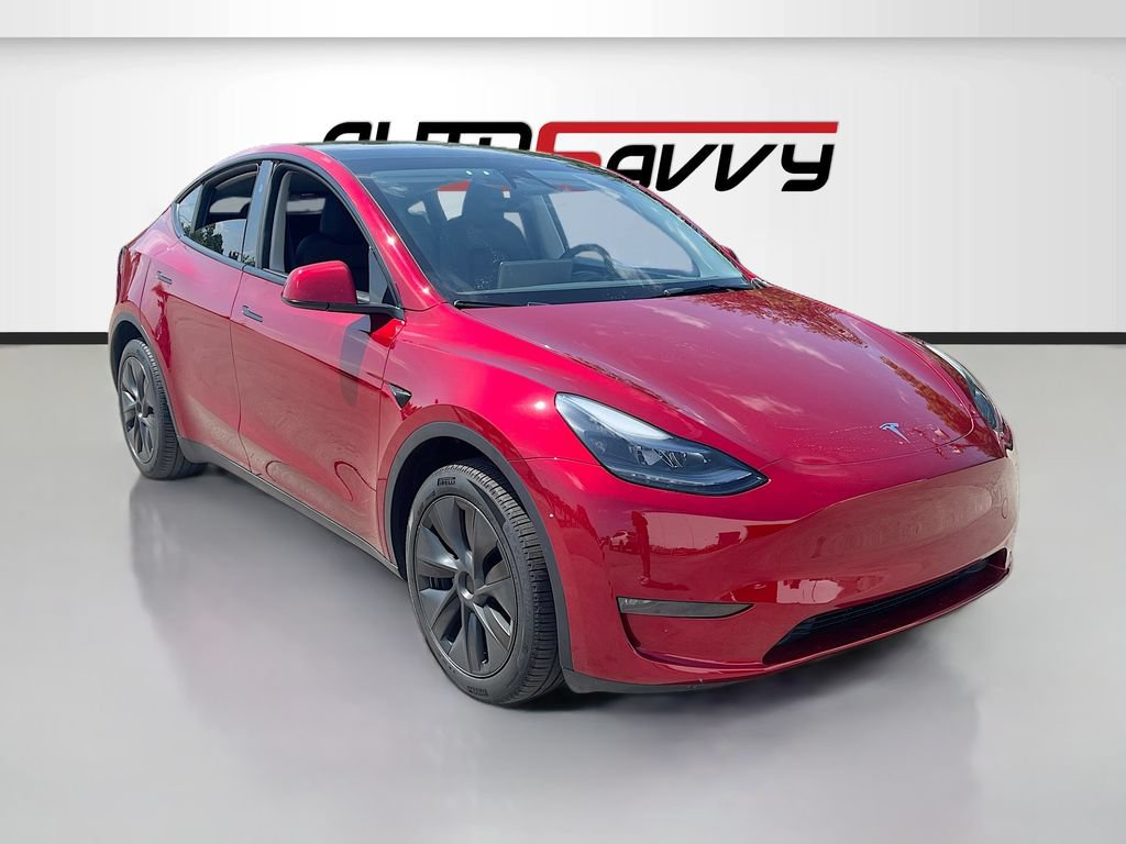 Used 2024 Tesla Model Y AWD image 1