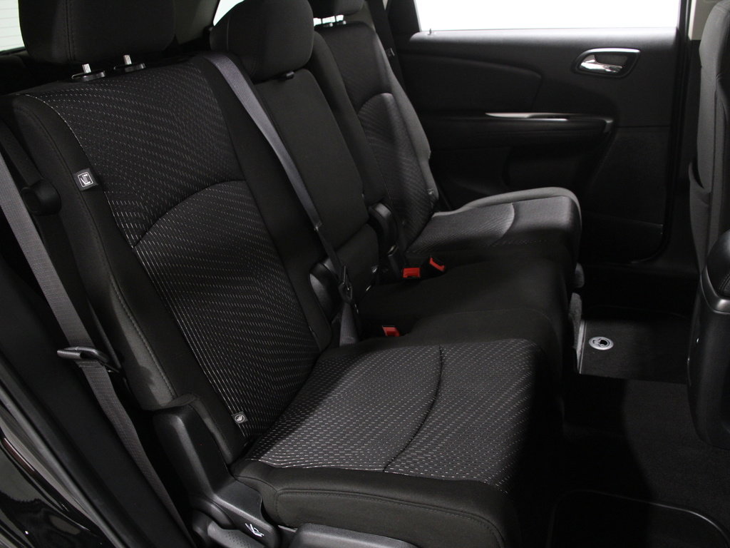 Used 2019 Dodge Journey SE w/ Blacktop Package image 14