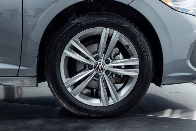 Used 2024 Volkswagen Jetta SE image 28