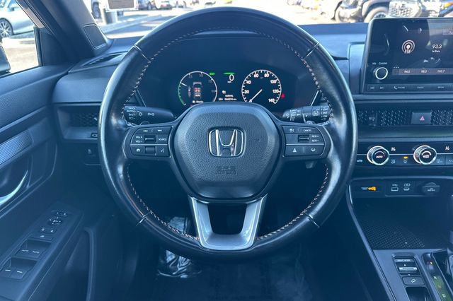 Used 2025 Honda CR-V Sport image 16