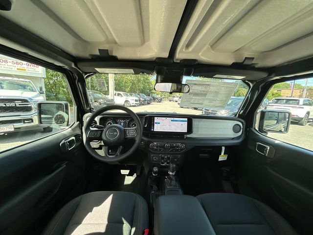 New 2025 Jeep Gladiator Sport image 7